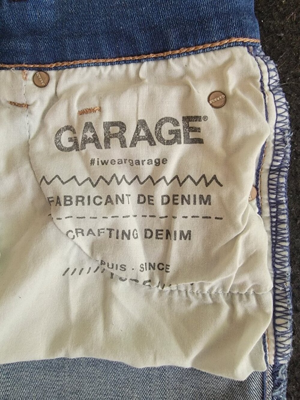 GARAGE HIGH RISE DENIM JEANS - Picture 9 of 10